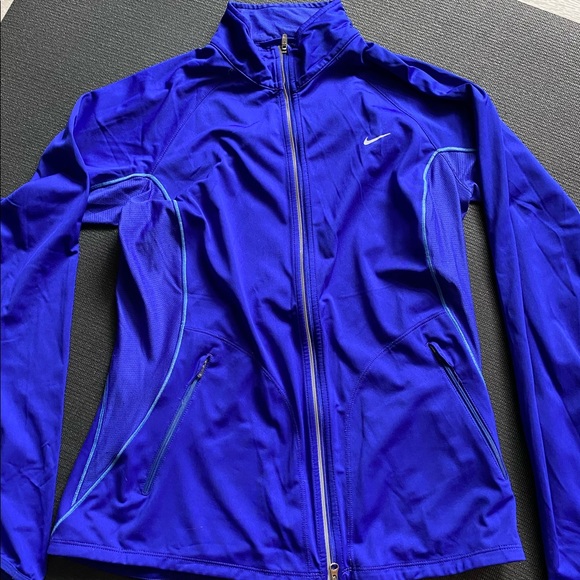 Nike running jacket. Royal blue. M